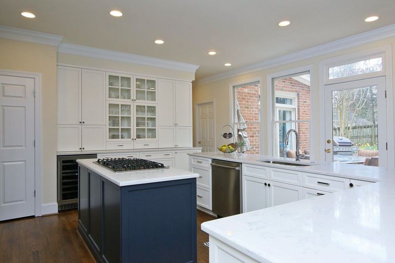 204 Ukiah Ln, Chapel Hill, NC 27514