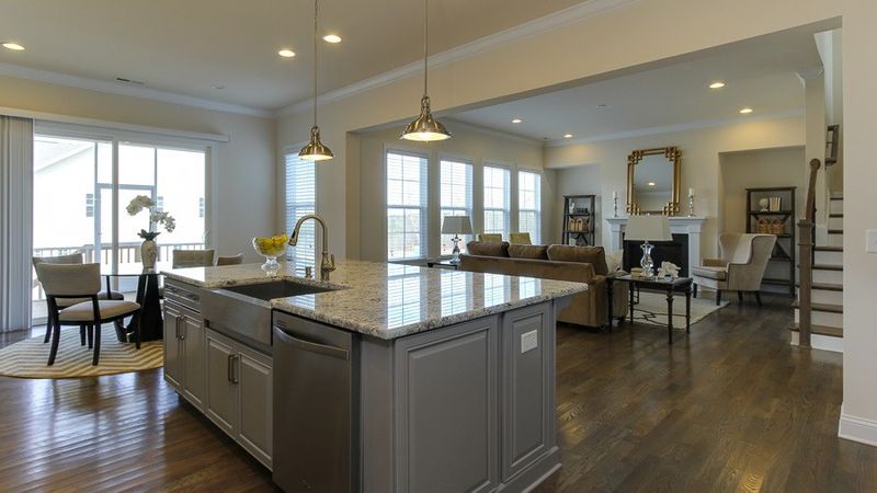 204 Utley Bluffs Dr #123, Holly Springs, NC 27540
