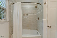 204 Westbrook Ct, Burlington, NC 27215