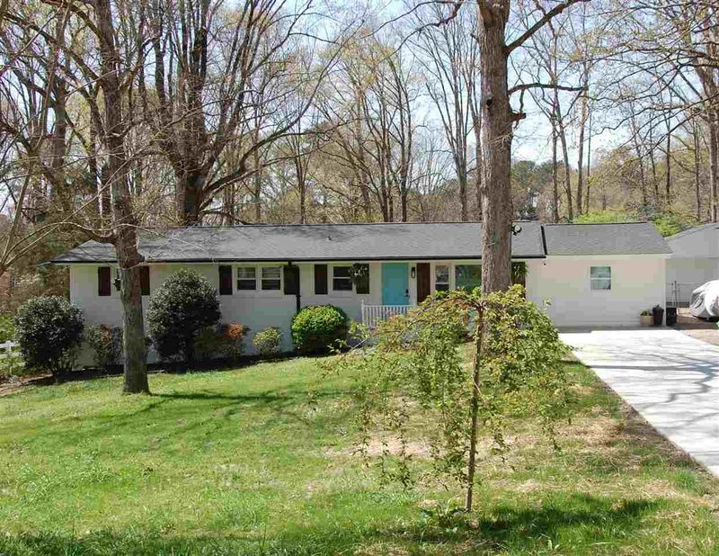 204 Westover Dr, Knightdale, NC 27545