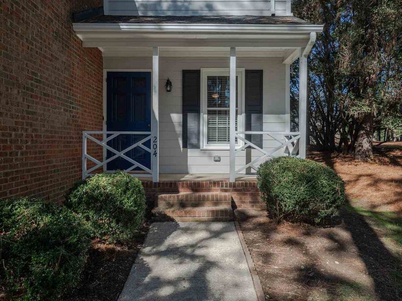 204 Wetherburn Ln, Raleigh, NC 27615