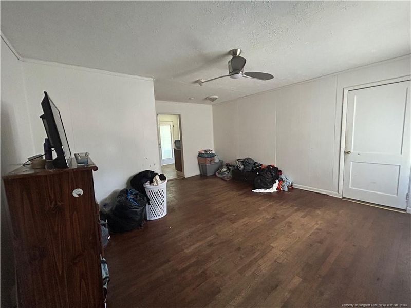 204 Willborough Ave, Fayetteville, NC 28303