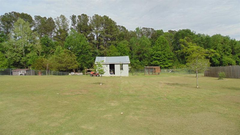 204 William Dr, Benson, NC 27576