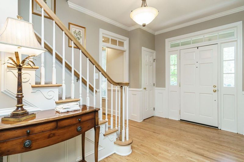 204 Windstream Way, Cary, NC 27518