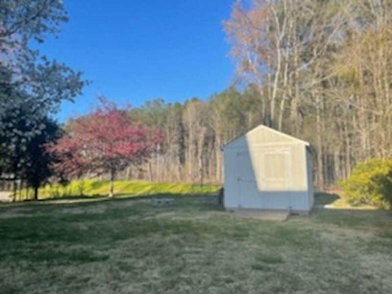 2040 Ferbow St, Creedmoor, NC 27522