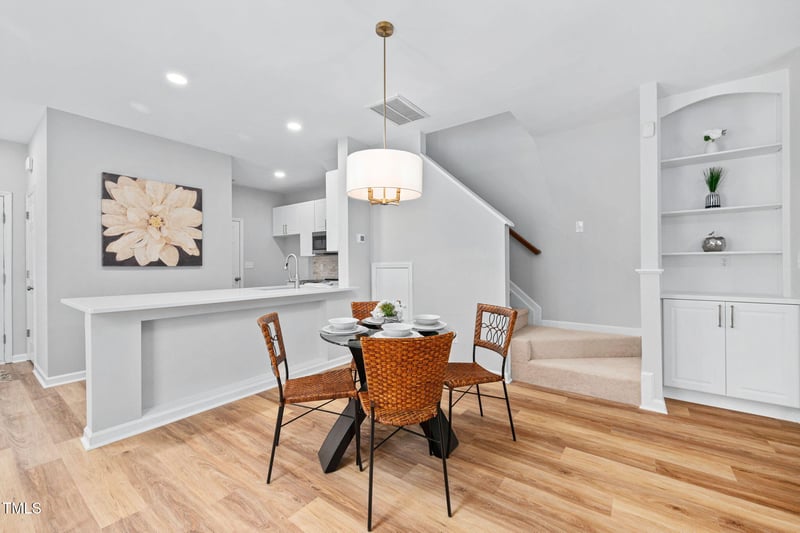 2040 Persimmon Ridge Dr, Raleigh, NC 27604