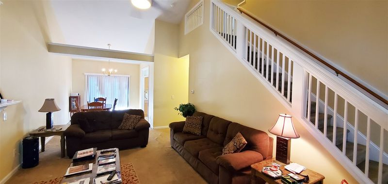 2040 Winston Diamond Ct, Raleigh, NC 27610