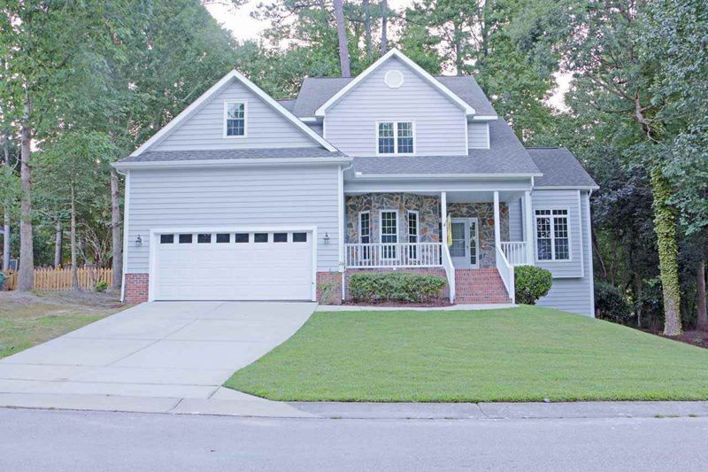 2041 Shadow Creek Dr, Raleigh, NC 27604
