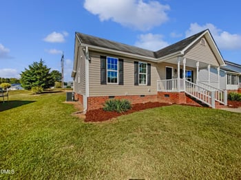 2042 Compacta Dr, Wendell, NC 27591