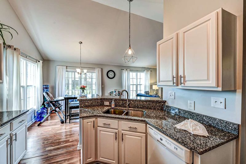 2043 Garry Ct, Creedmoor, NC 27522