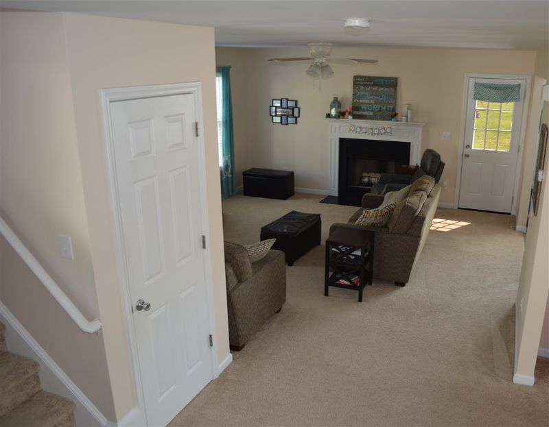 2043 Spring Creek Dr, Durham, NC 27704