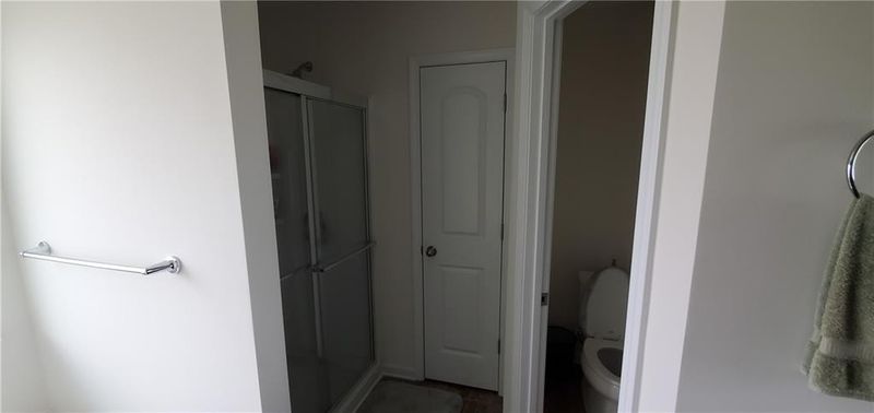 2043 Tundra Dr, Burlington, NC 27217