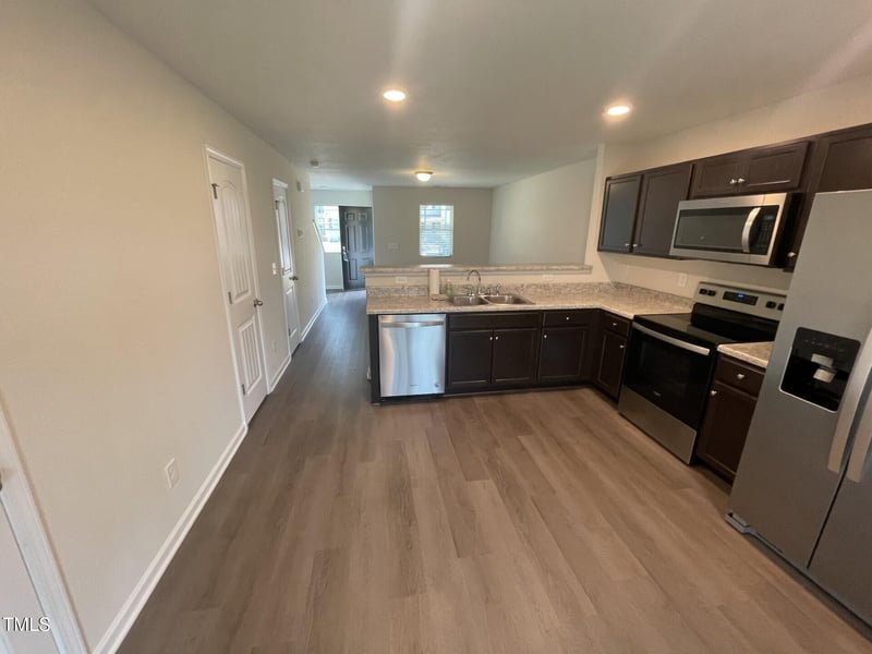 2043 Wiggins Village Dr, Youngsville, NC 27596