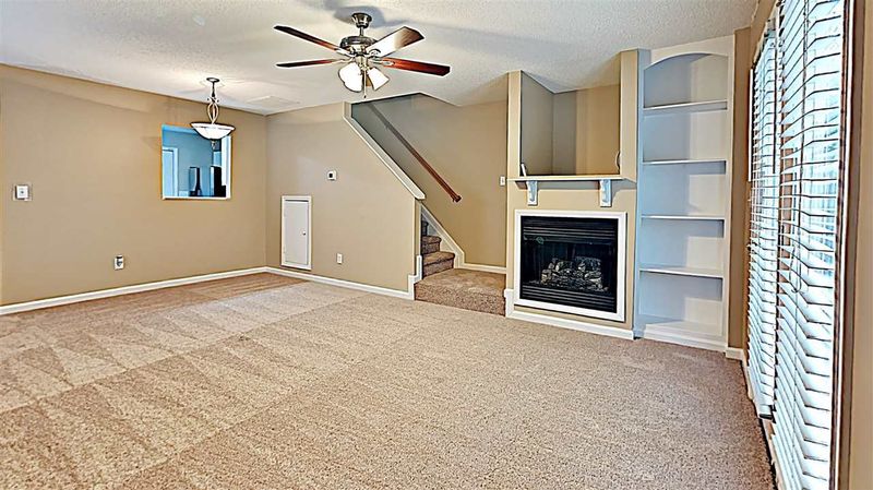 2045 Persimmon Rg, Raleigh, NC 27604