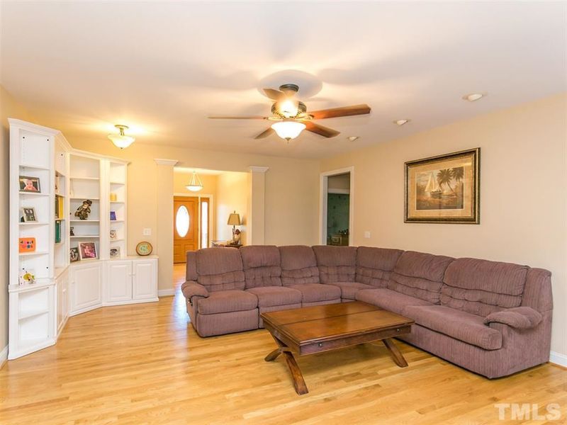 2046 Landmark Dr, Franklinton, NC 27525