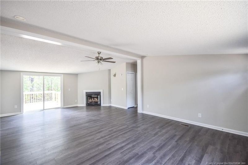 2047 Docs Rd, Lillington, NC 27546