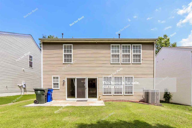 2047 Groundwater Pl, Raleigh, NC 27610