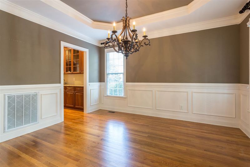 2047 Hornbeck Ct, Raleigh, NC 27614