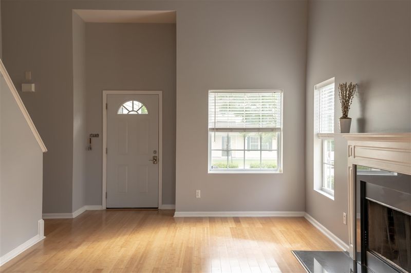 2047 Spring Creek Dr, Durham, NC 27704