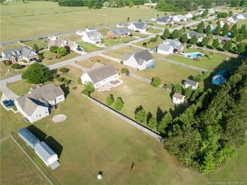 2047 Teesdale Dr, Hope Mills, NC 28348