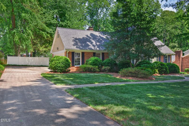 2047 Walker Ave, Burlington, NC 27215