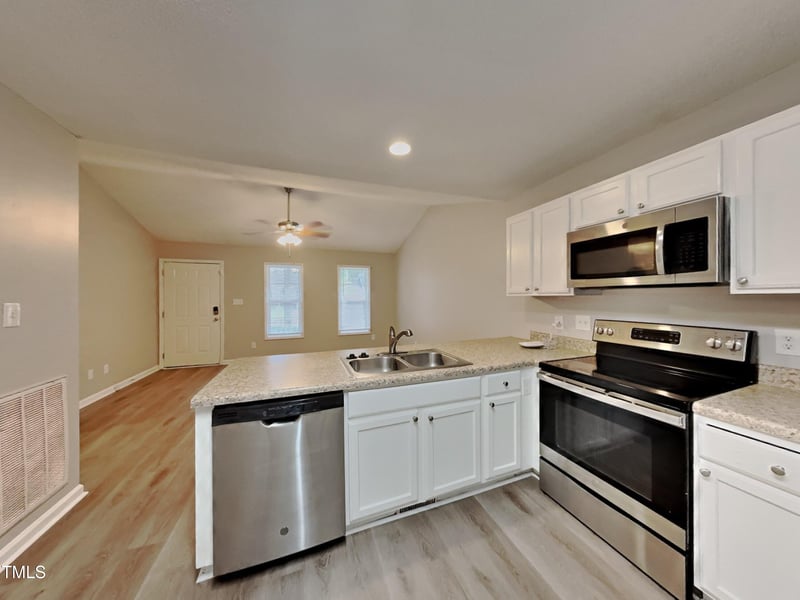 2048 Ballston Pl, Knightdale, NC 27545
