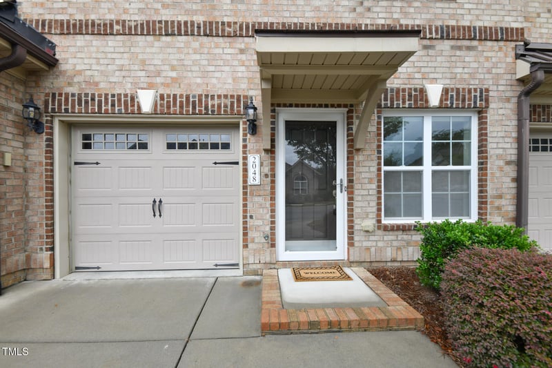 2048 Chandler Village Dr, Graham, NC 27253