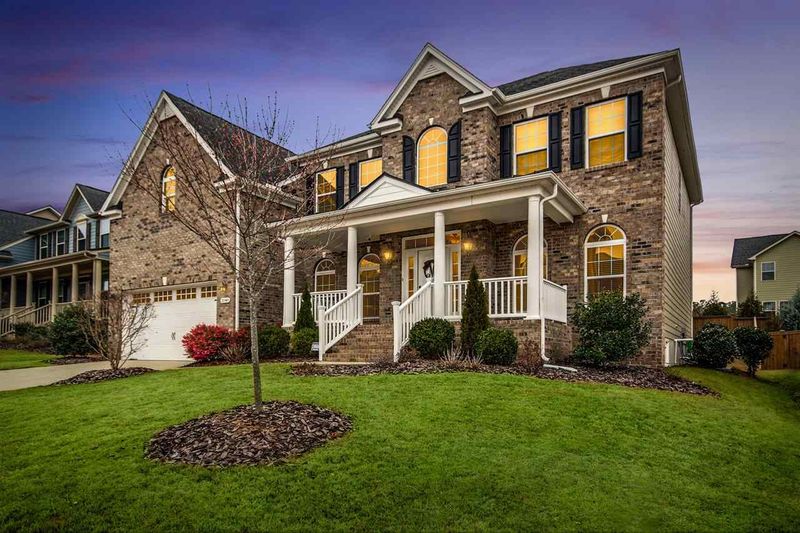 2048 Pineola Bog Trl, Apex, NC 27502