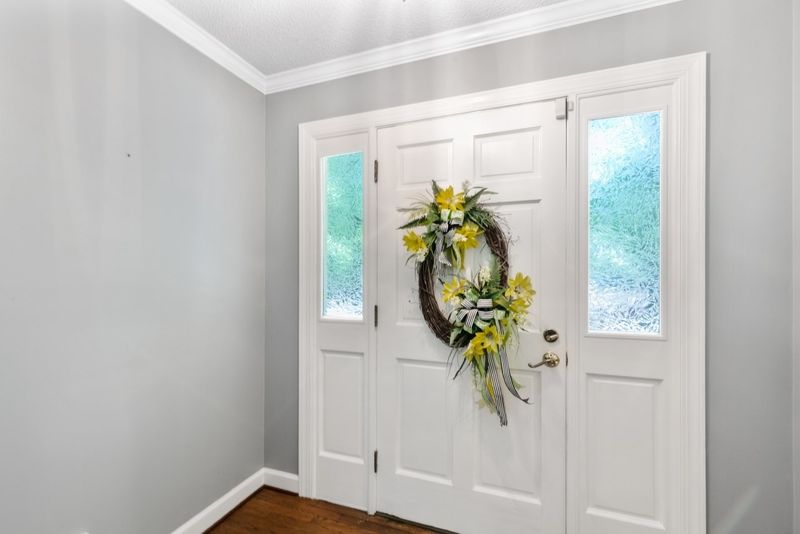 2049 Dove Ln, Clayton, NC 27527