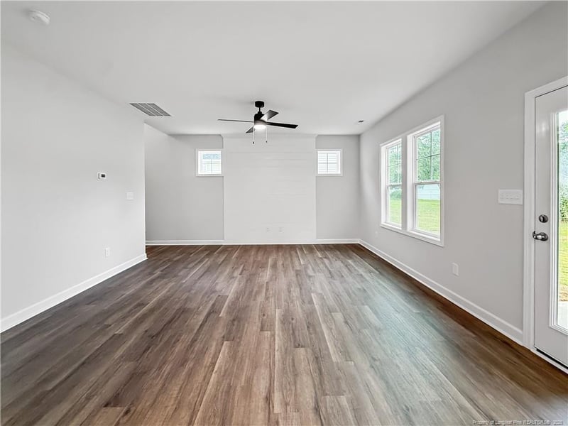 205 4th St, Erwin, NC 28339