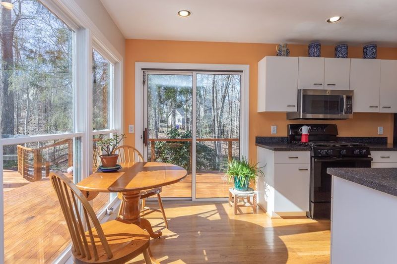 205 Adams Way, Chapel Hill, NC 27516
