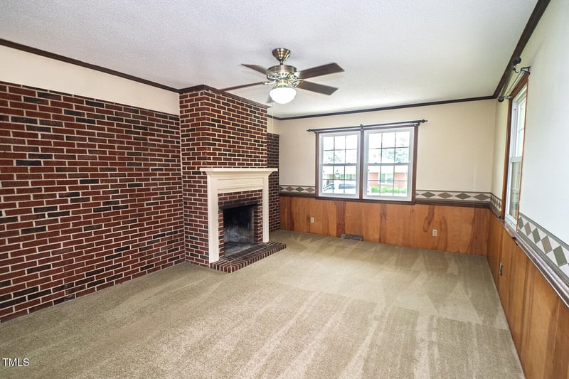 205 Augusta Ave, Benson, NC 27504