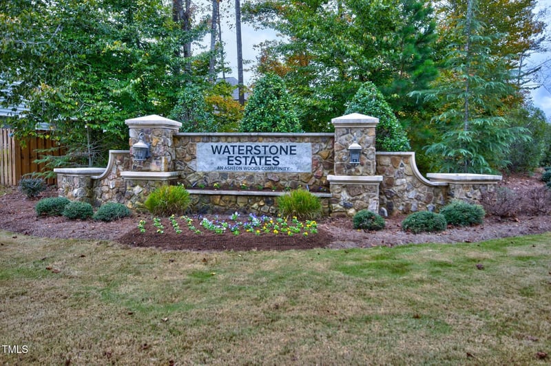 205 Aurora Rd, Hillsborough, NC 27278