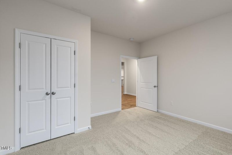 205 Babbling Creek Dr, Youngsville, NC 27596