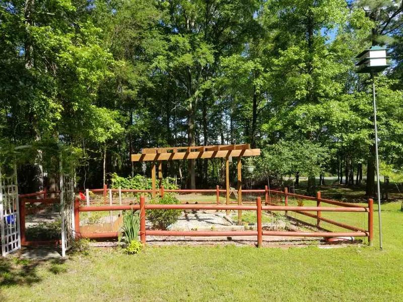 205 Beasley Rd, Louisburg, NC 27549