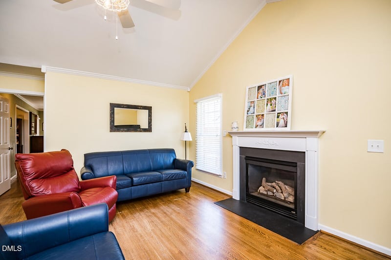 205 Beauregard Ln, Mebane, NC 27302