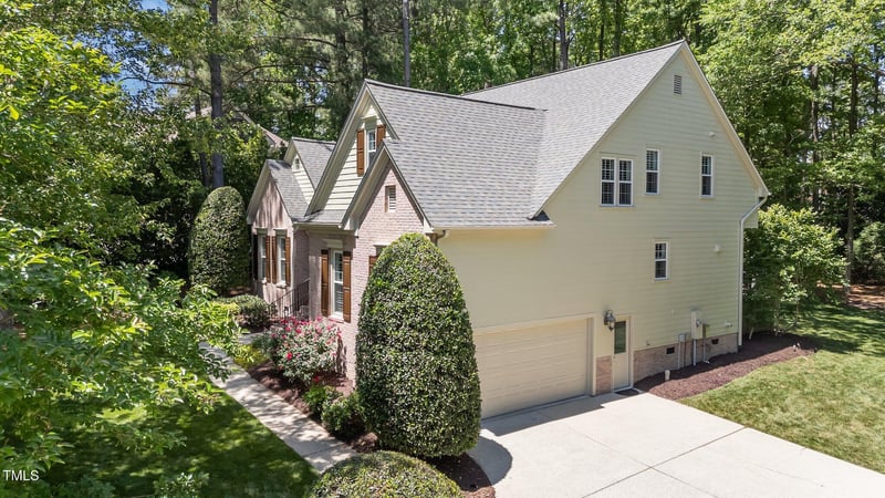 205 Benwell Ct, Cary, NC 27519