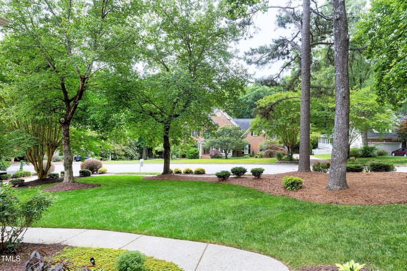 205 Benwell Ct, Cary, NC 27519