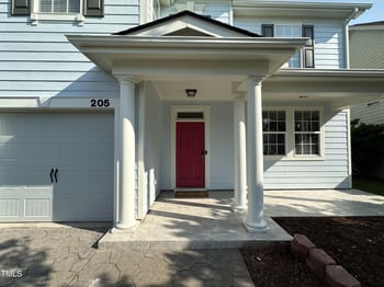 205 Bog Hill Ln, Cary, NC 27519