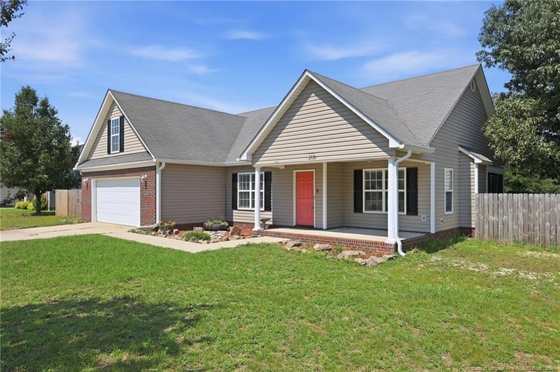 205 Bonney Ln, Fayetteville, NC 28306