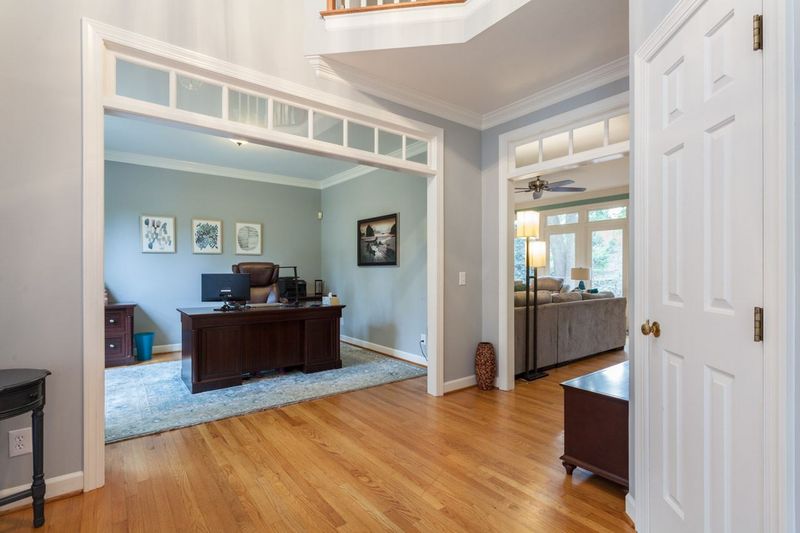 205 Bonniewood Dr, Cary, NC 27518