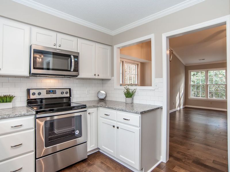 205 Bracken Ct, Raleigh, NC 27615