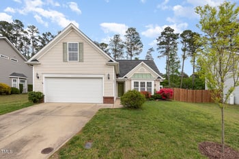 205 Braxcarr St, Holly Springs, NC 27540
