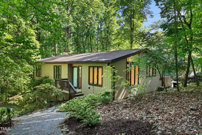 205 Bruton Dr, Chapel Hill, NC 27516
