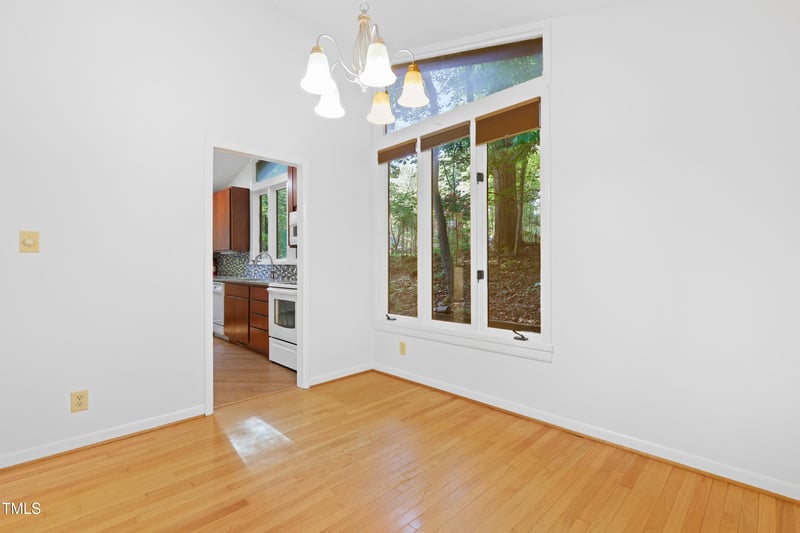 205 Bruton Dr, Chapel Hill, NC 27516
