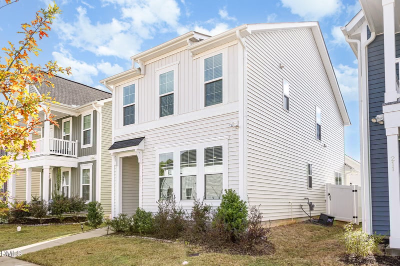 205 Buckhorn Branch Pk, Clayton, NC 27520