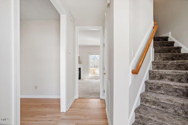 205 Caniff Ln, Cary, NC 27519