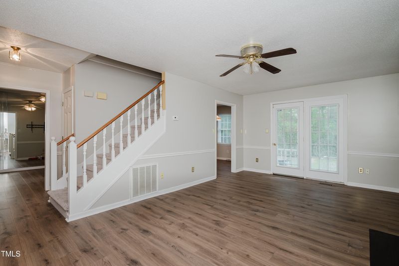 205 Cedar Dr, Zebulon, NC 27597