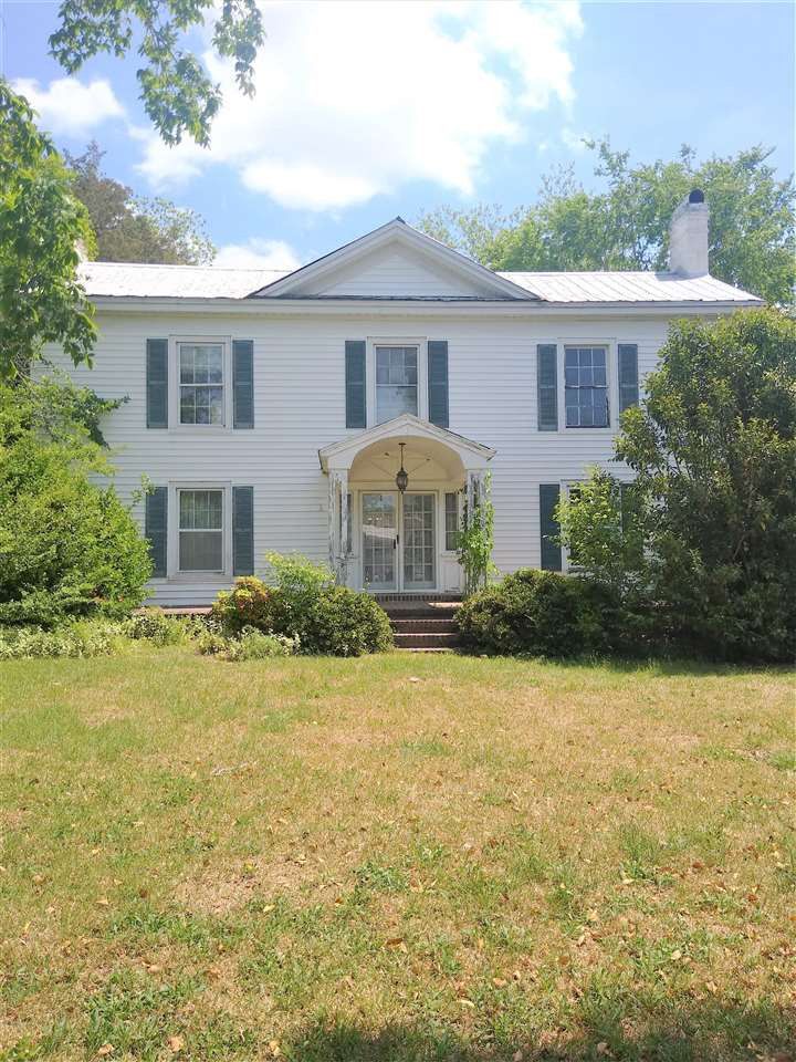 205 Center St, Apex, NC 27502