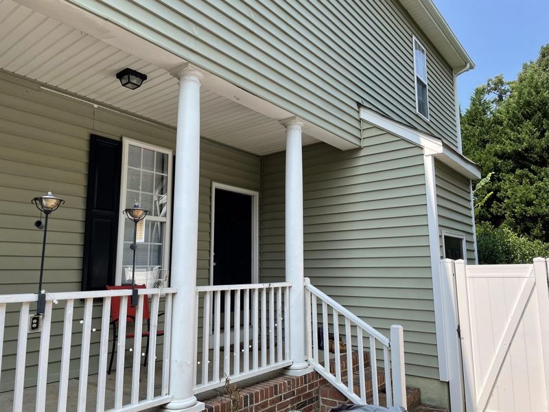 205 Chamberlain Rd, Clayton, NC 27527